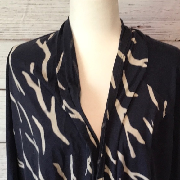 - Romans wrap cardigan - Picture 2 of 9